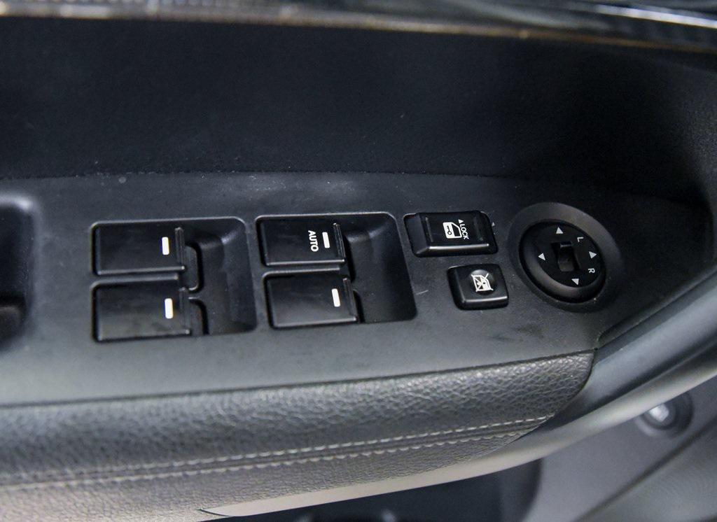 used 2011 Kia Sorento car, priced at $4,995