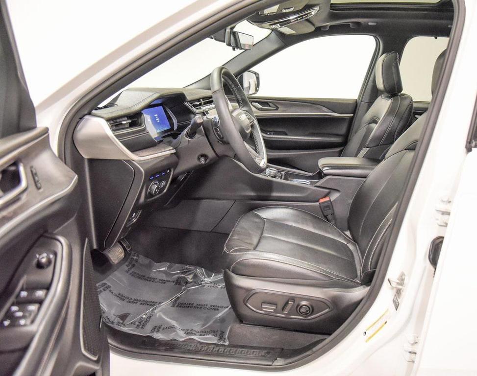 used 2024 Jeep Grand Cherokee 4xe car, priced at $30,972