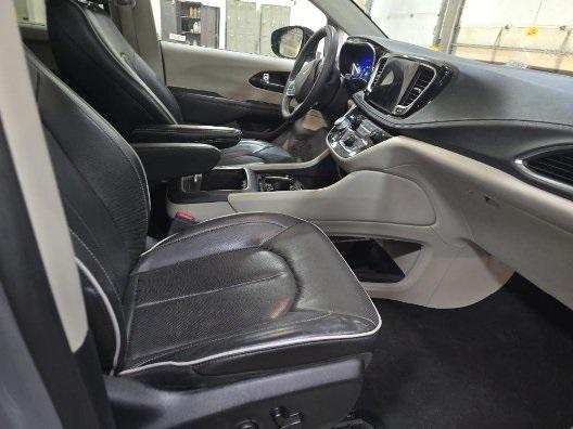 used 2023 Chrysler Pacifica car, priced at $30,995