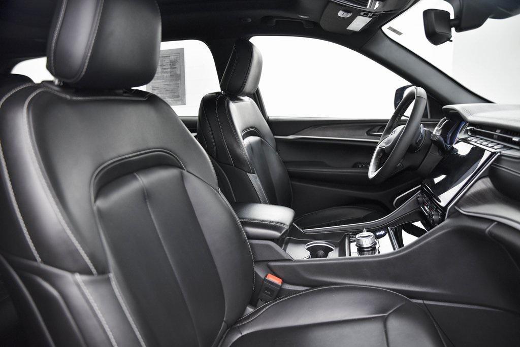 used 2024 Jeep Grand Cherokee 4xe car, priced at $23,672