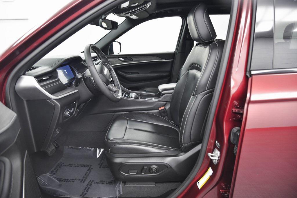 used 2024 Jeep Grand Cherokee 4xe car, priced at $23,672