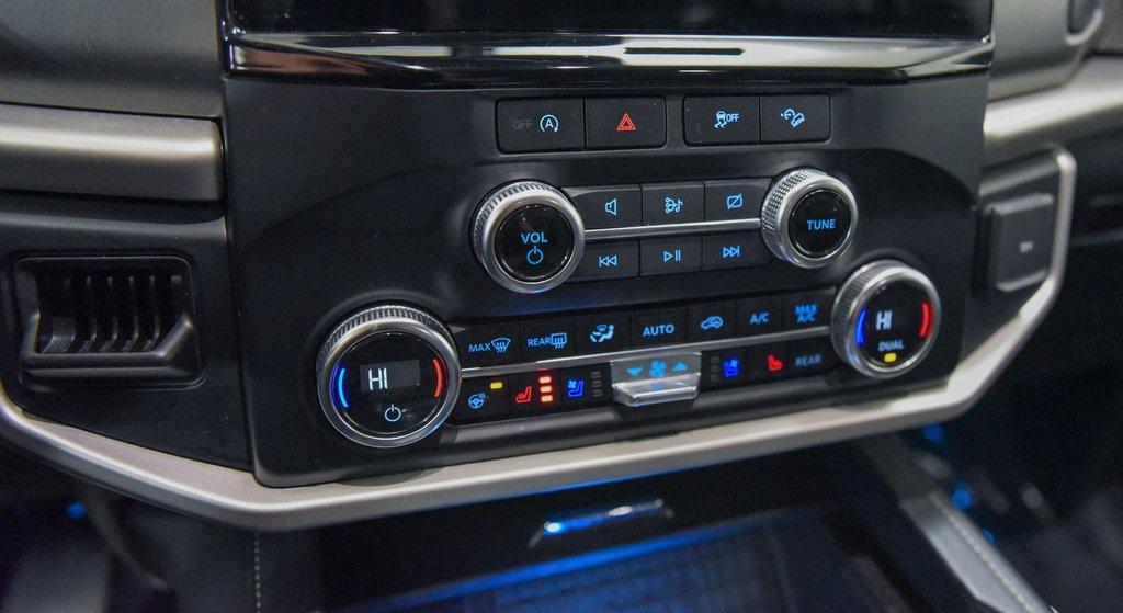 used 2023 Ford Expedition car, priced at $40,000