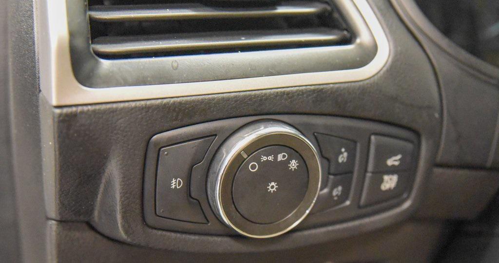 used 2022 Ford Edge car, priced at $22,972