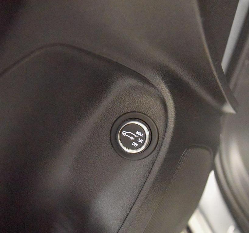 used 2024 Buick Envista car, priced at $26,989