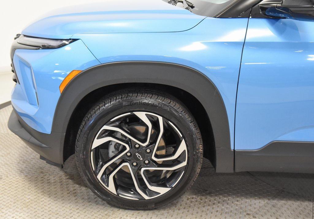 used 2025 Chevrolet TrailBlazer car, priced at $25,972