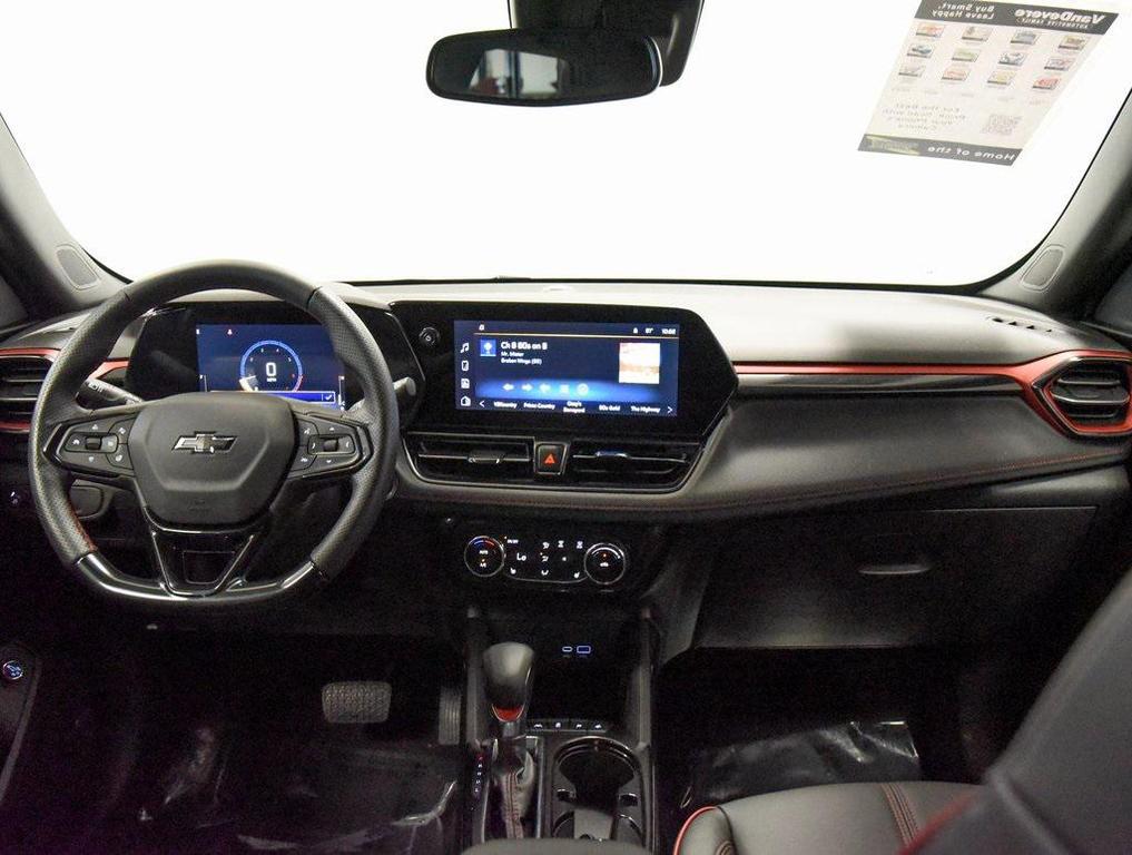 used 2025 Chevrolet TrailBlazer car, priced at $25,972