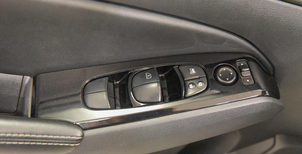 used 2023 Nissan Altima car, priced at $17,789