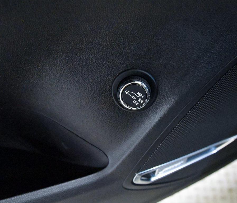 used 2021 Buick Envision car, priced at $26,772