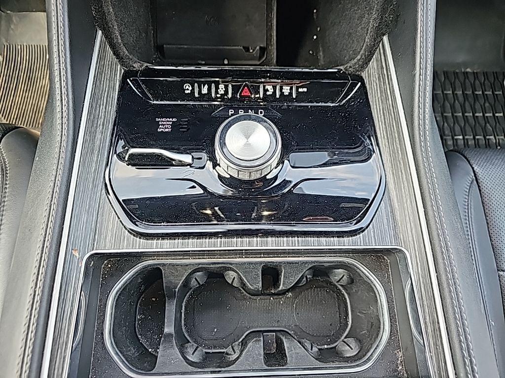 used 2024 Jeep Wagoneer L car, priced at $38,995