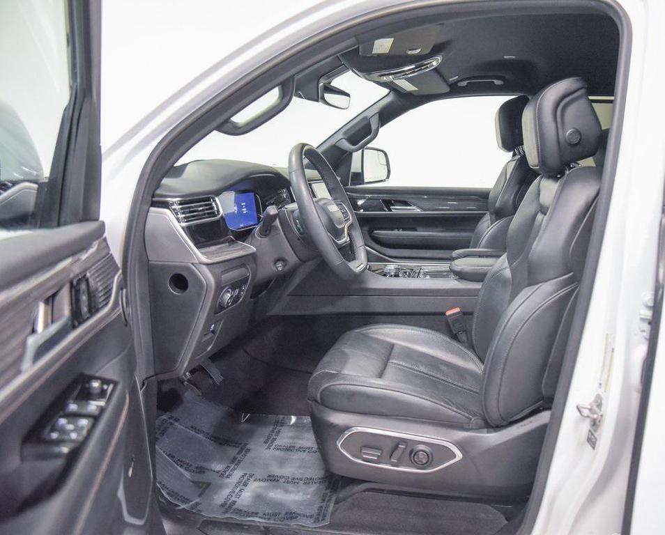 used 2022 Jeep Wagoneer car, priced at $34,272