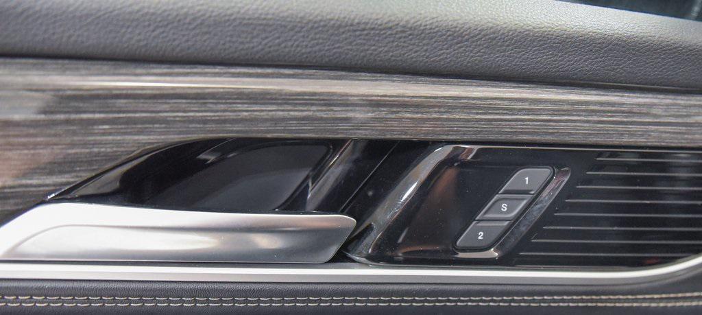 used 2022 Jeep Wagoneer car, priced at $34,272