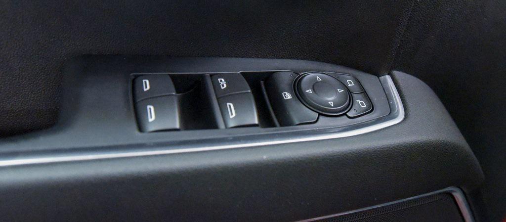 used 2023 GMC Sierra 1500 car, priced at $35,772