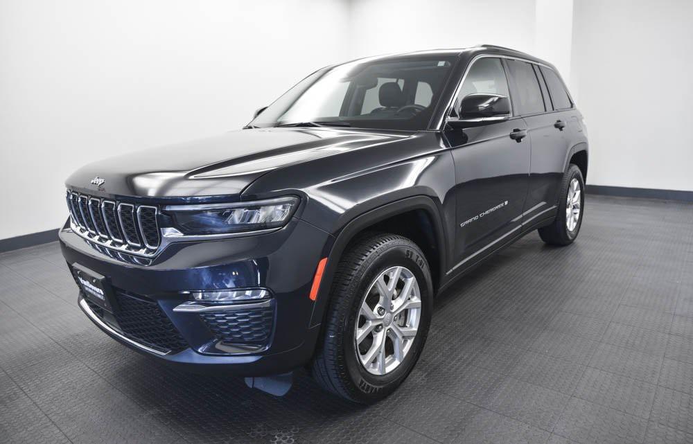 used 2024 Jeep Grand Cherokee car, priced at $28,272