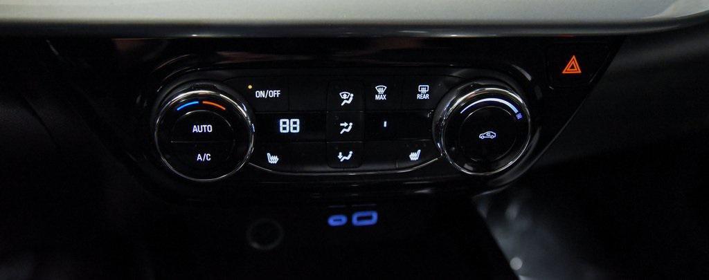 used 2025 Chevrolet Trax car, priced at $21,372