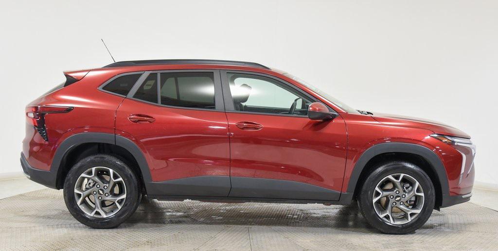 used 2025 Chevrolet Trax car, priced at $21,372