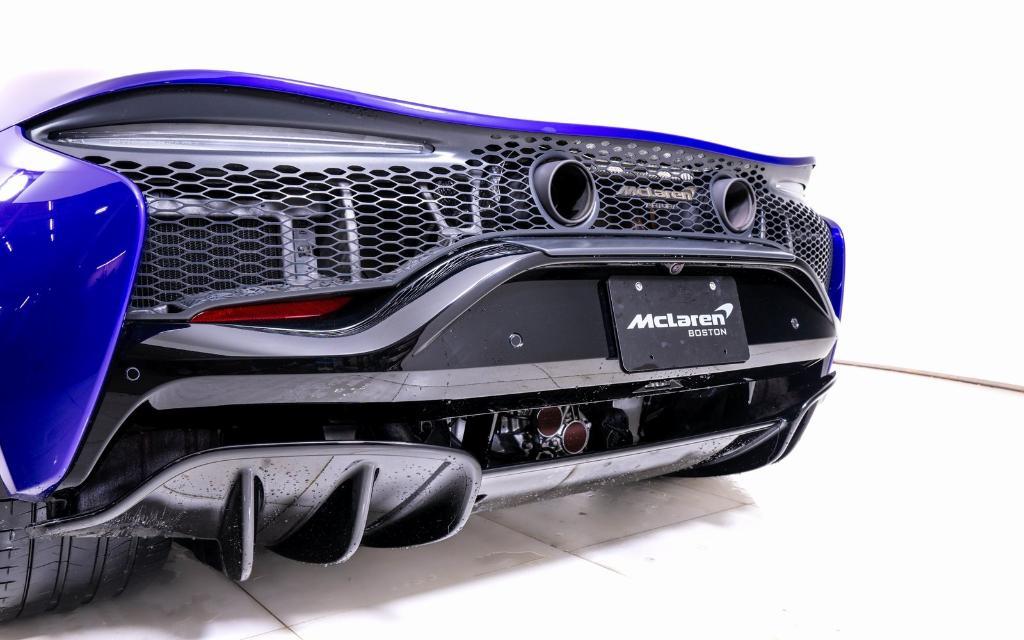 used 2025 McLaren Artura car, priced at $300,102