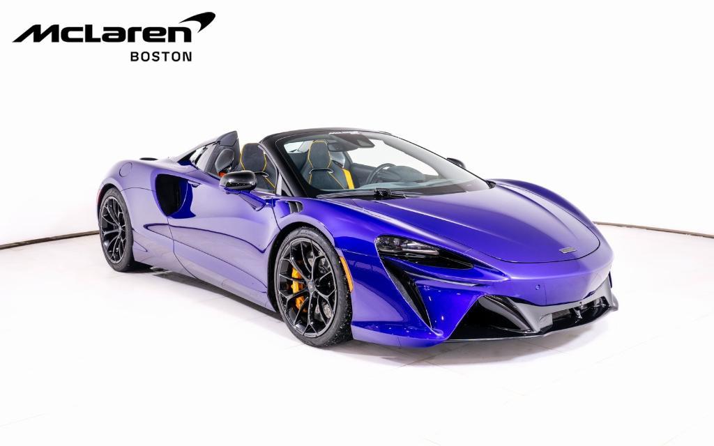 used 2025 McLaren Artura car, priced at $300,102