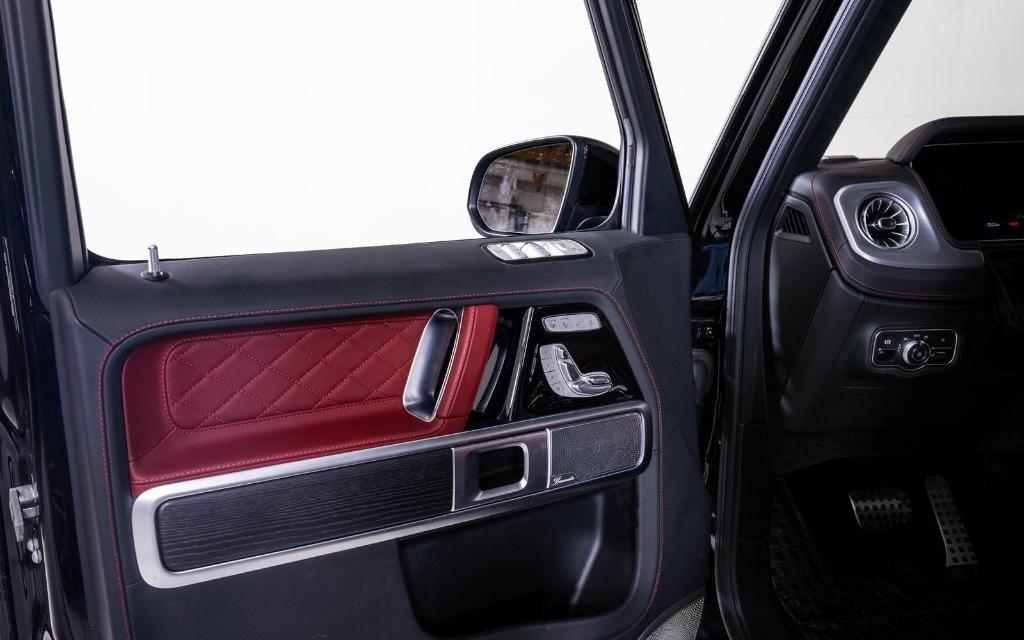 used 2025 Mercedes-Benz AMG G 63 car, priced at $224,399