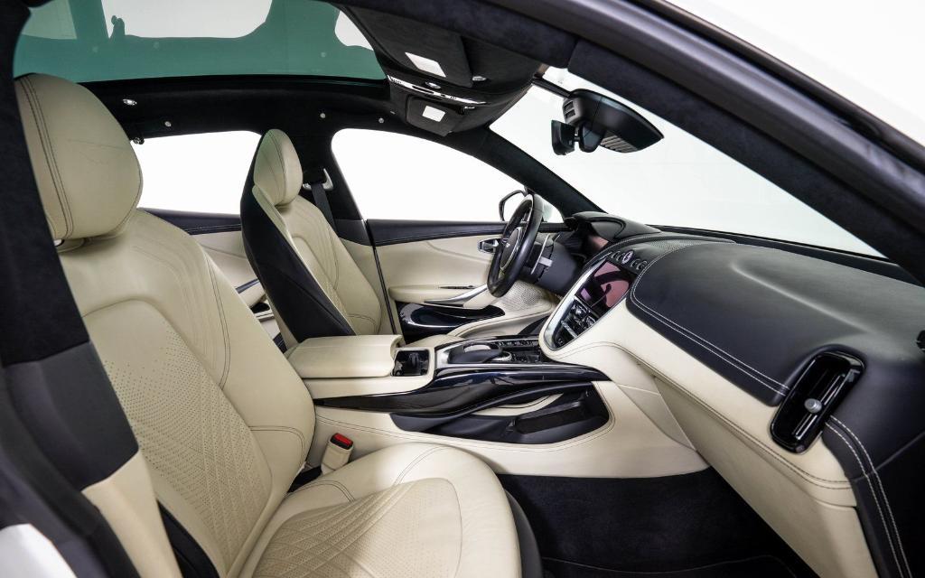 used 2022 Aston Martin DBX car, priced at $99,399