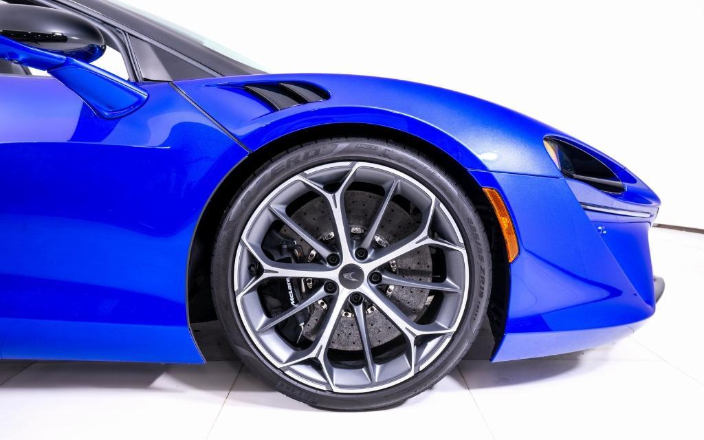 used 2025 McLaren Artura car, priced at $262,399