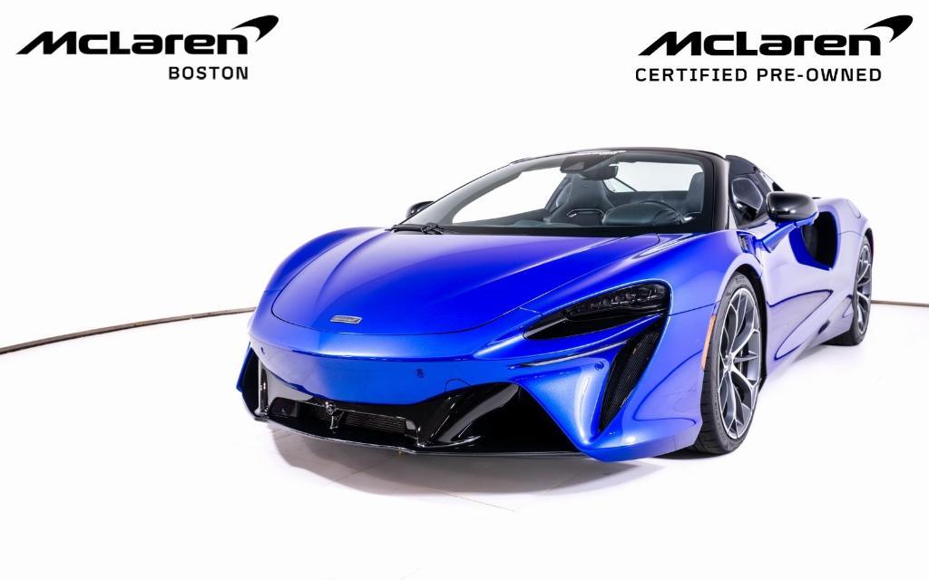 used 2025 McLaren Artura car, priced at $262,399