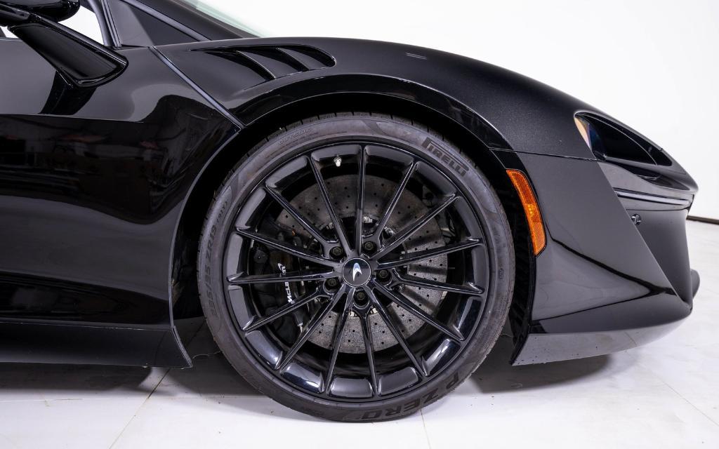 used 2025 McLaren Artura car, priced at $248,399