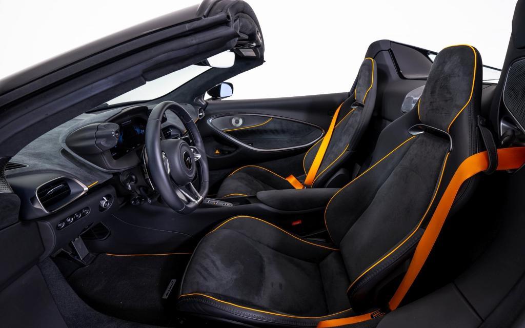 used 2025 McLaren Artura car, priced at $259,399