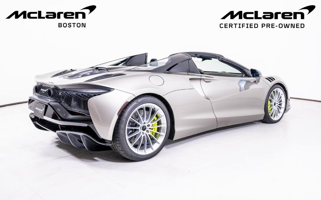 used 2025 McLaren Artura car, priced at $259,399