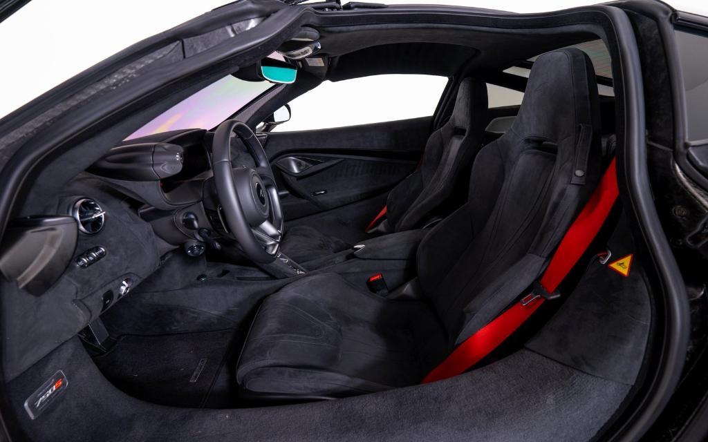 used 2024 McLaren 750S car, priced at $328,399