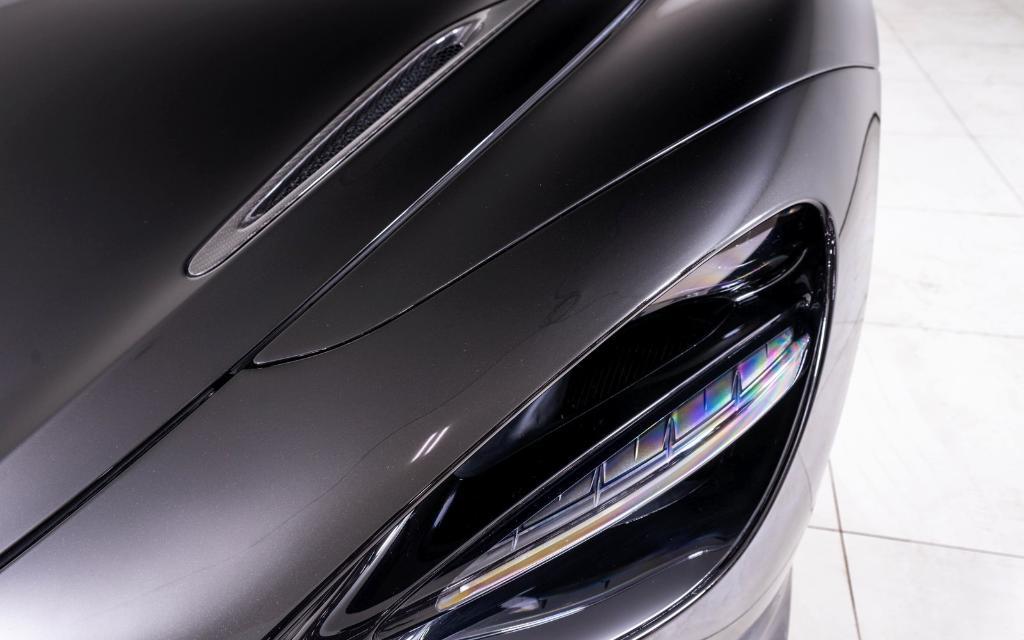 used 2025 McLaren 750S car, priced at $372,526