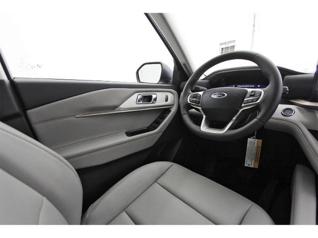 new 2025 Ford Explorer car, priced at $37,995