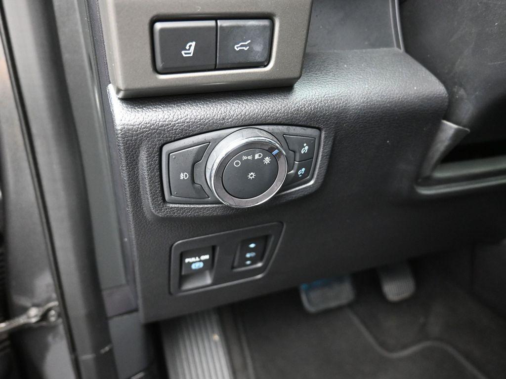 used 2018 Ford Expedition car, priced at $18,997