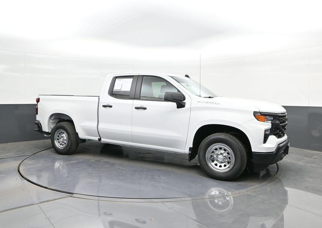 used 2025 Chevrolet Silverado 1500 car, priced at $29,718