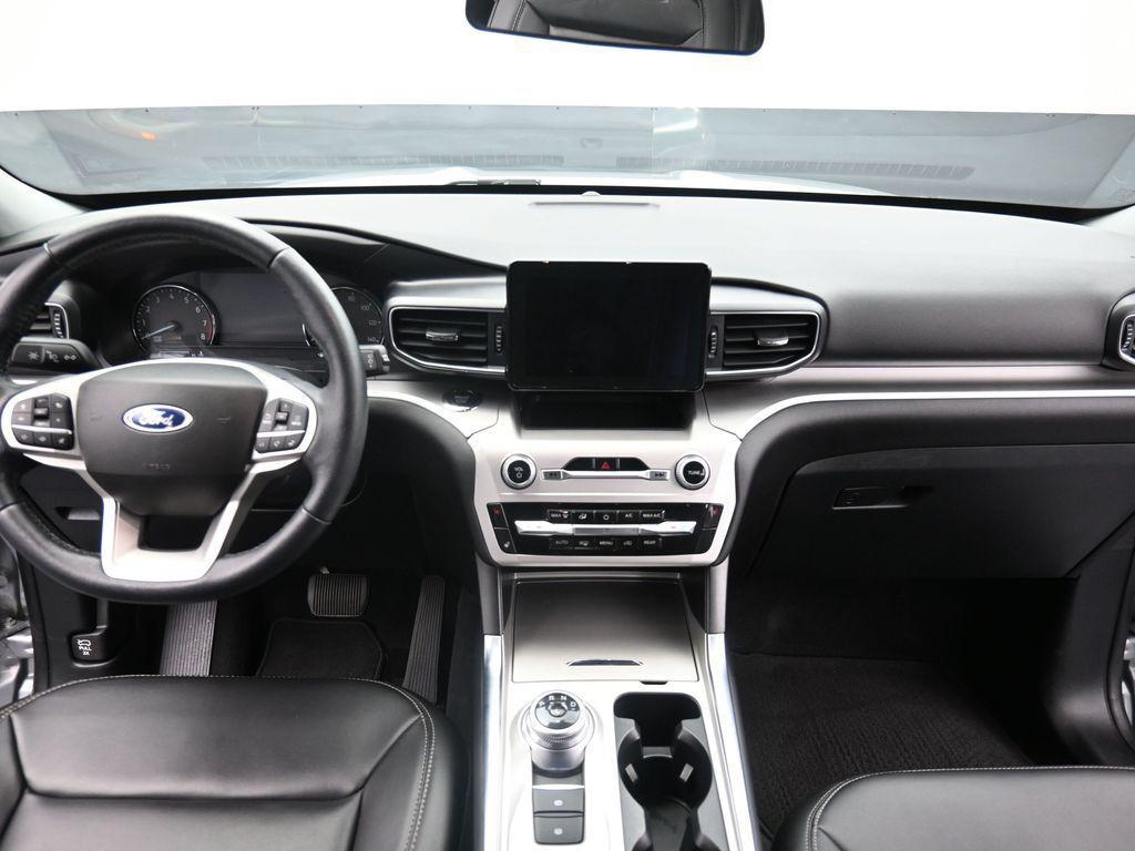 used 2022 Ford Explorer car, priced at $27,582