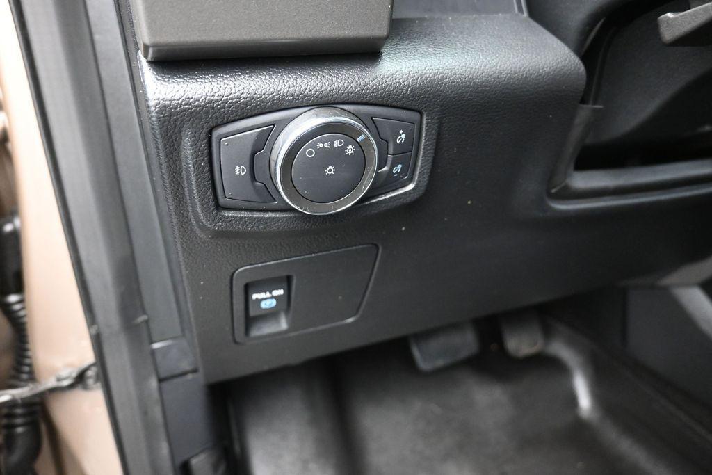 used 2020 Ford Expedition car, priced at $28,817