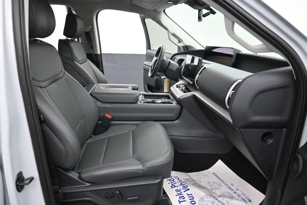 new 2026 Ford Expedition car, priced at $64,709