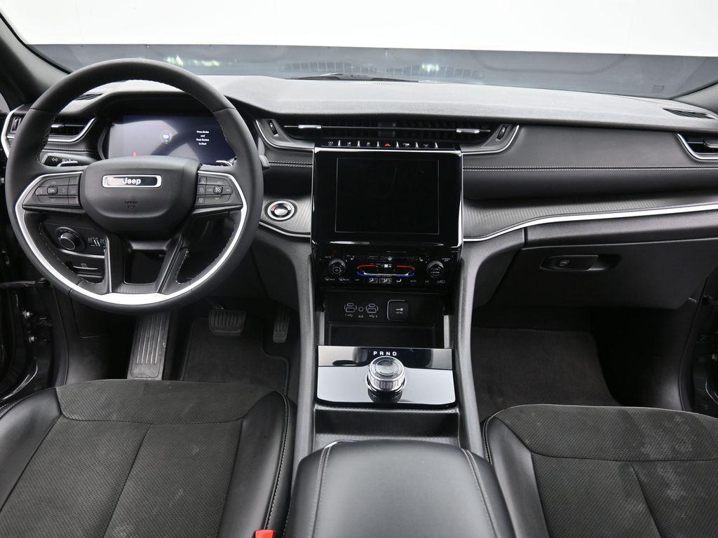 used 2024 Jeep Grand Cherokee car, priced at $29,992