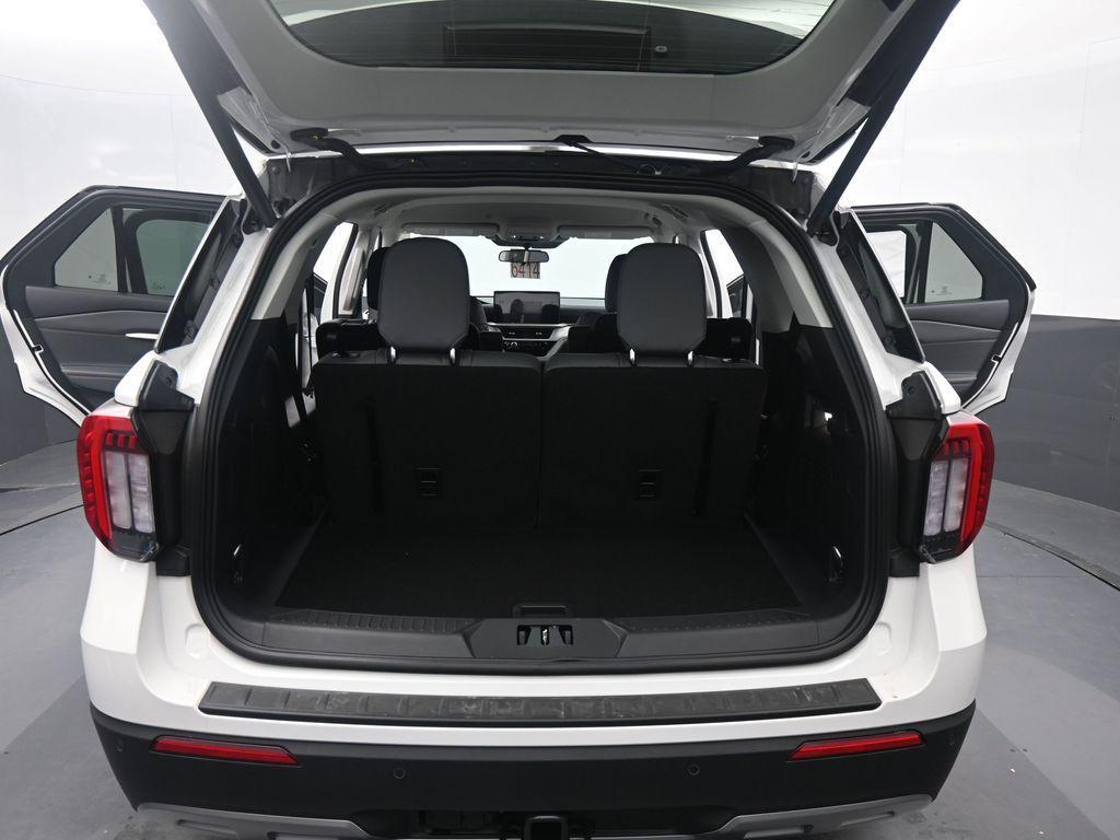 new 2026 Ford Explorer car, priced at $38,409
