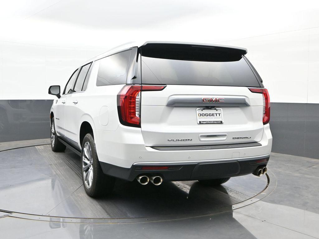 used 2021 GMC Yukon XL car, priced at $51,717