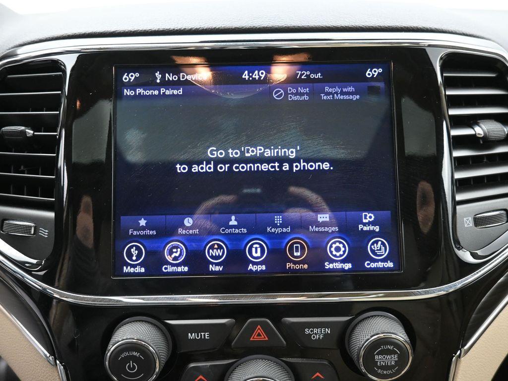 used 2020 Jeep Grand Cherokee car, priced at $20,461