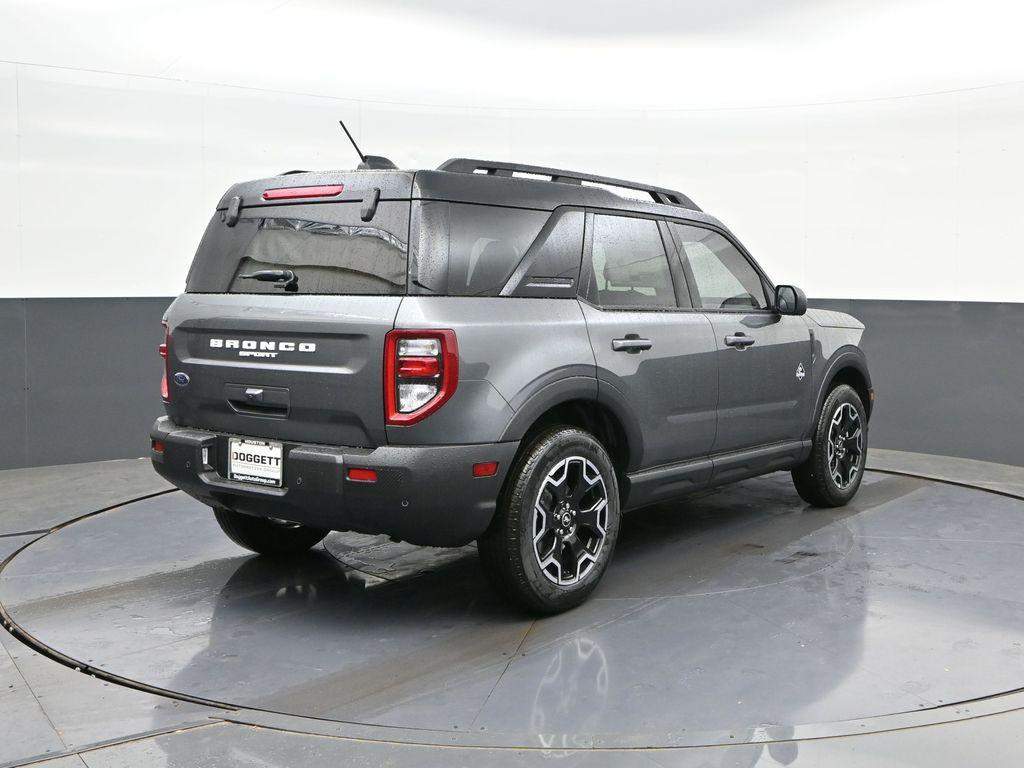 new 2025 Ford Bronco Sport car, priced at $31,521