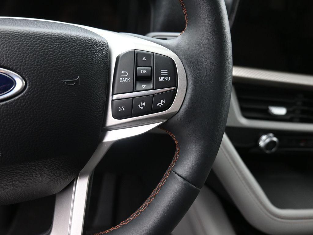 used 2025 Ford Explorer car, priced at $39,991