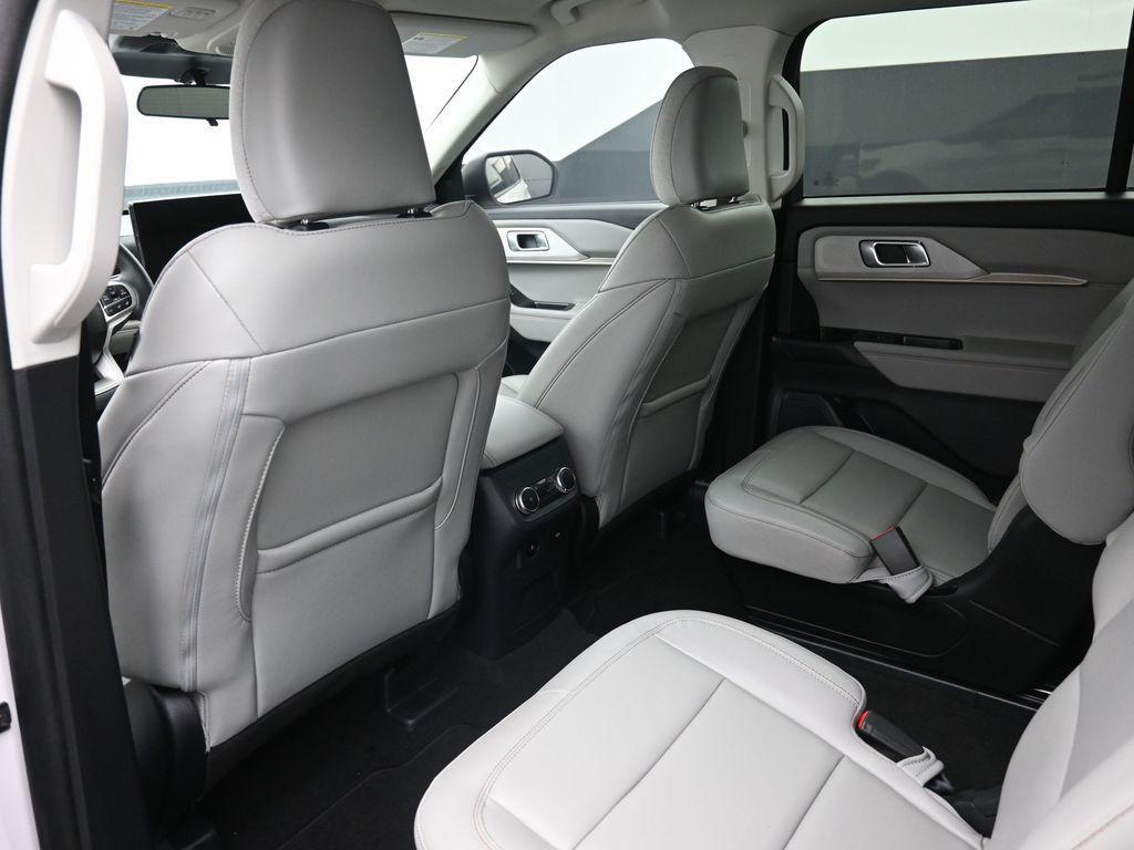 used 2025 Ford Explorer car, priced at $39,991