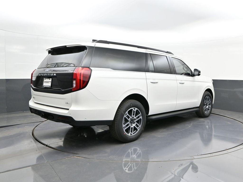 new 2025 Ford Expedition Max car, priced at $67,082