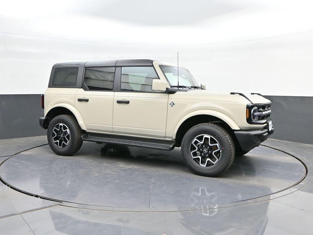 new 2026 Ford Bronco car, priced at $48,670