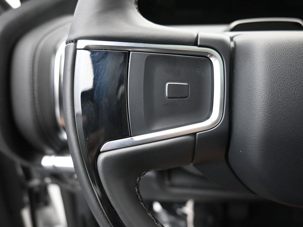 new 2025 Ford Expedition car, priced at $79,046