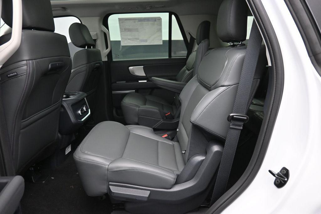new 2026 Ford Expedition car, priced at $66,039