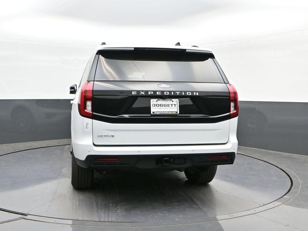 new 2026 Ford Expedition car, priced at $66,039