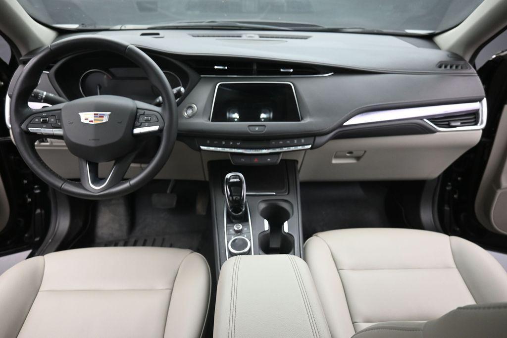 used 2023 Cadillac XT4 car, priced at $24,216