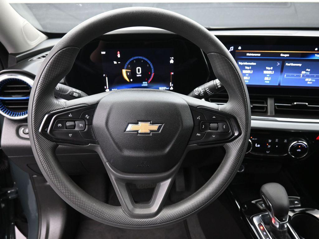 used 2025 Chevrolet Trax car, priced at $20,694